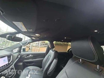 2025 Chrysler Pacifica Select 121.6" WB - miniatura 11