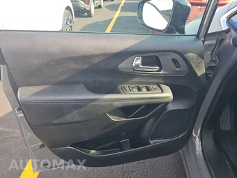 2025 Chrysler Pacifica Select 121.6" WB - miniatura 9