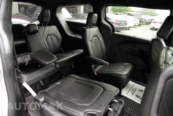 2025 Chrysler Pacifica Select 121.6" WB - miniatura 19