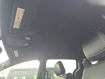 2025 Chrysler Pacifica Select 121.6" WB - miniatura 21
