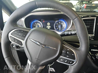 2025 Chrysler Pacifica Select 121.6" WB - miniatura 10