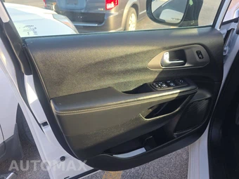 2025 Chrysler Pacifica Select 121.6" WB - miniatura 9