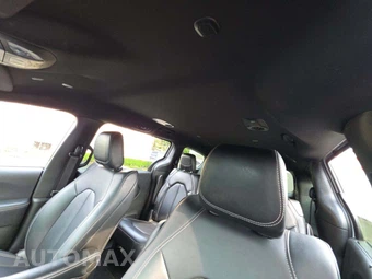 2025 Chrysler Pacifica Select 121.6" WB - miniatura 11