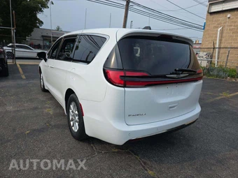 2025 Chrysler Pacifica Select 121.6" WB - miniatura 2