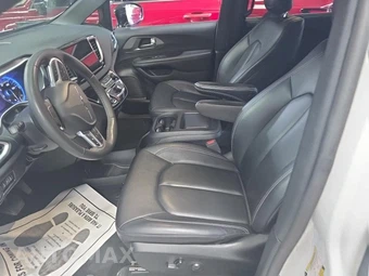 2025 Chrysler Pacifica Select 121.6" WB - miniatura 7