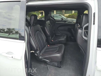 2025 Chrysler Pacifica Select 121.6" WB - miniatura 17