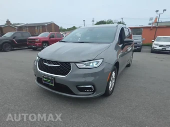 2025 Chrysler Pacifica Select 121.6" WB
