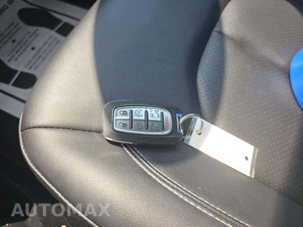 2025 Chrysler Pacifica Select 121.6" WB - miniatura 8