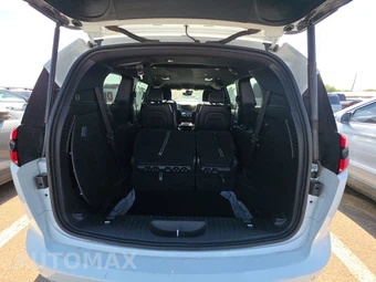 2025 Chrysler Pacifica Select 121.6" WB - miniatura 16
