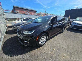 2025 Chrysler Pacifica Select 121.6" WB