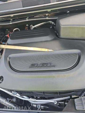 2025 Chrysler Pacifica Select 121.6" WB - miniatura 25