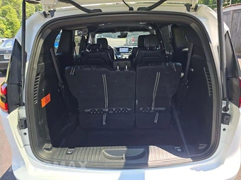 2025 Chrysler Pacifica Select 121.6" WB - miniatura 15