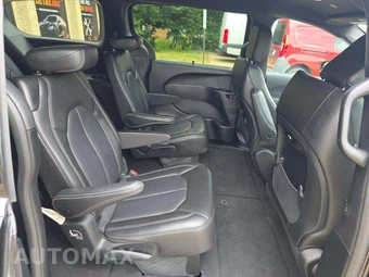 2025 Chrysler Pacifica Select 121.6" WB - miniatura 17