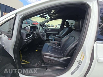 2025 Chrysler Pacifica Select 121.6" WB - miniatura 3