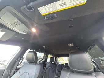 2025 Chrysler Pacifica Select 121.6" WB - miniatura 8