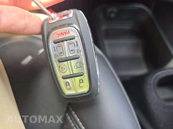 2025 Chrysler Pacifica Select 121.6" WB - miniatura 5