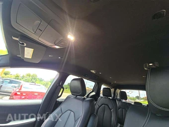 2025 Chrysler Pacifica Select 121.6" WB - miniatura 8