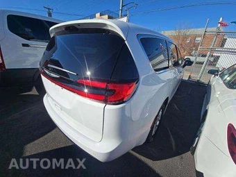 2025 Chrysler Pacifica Select 121.6" WB - miniatura 3
