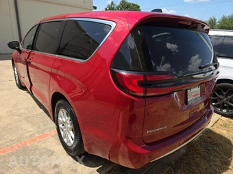 2025 Chrysler Pacifica Select 121.6" WB - miniatura 2