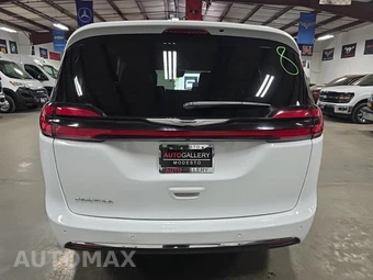 2025 Chrysler Pacifica Select 121.6" WB - miniatura 5