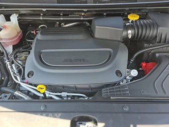 2025 Chrysler Pacifica Select 121.6" WB - miniatura 16