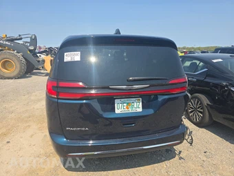 2025 Chrysler Pacifica Select 121.6" WB - miniatura 5
