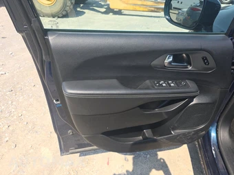 2025 Chrysler Pacifica Select 121.6" WB - miniatura 9