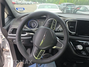 2025 Chrysler Pacifica Select 121.6" WB – miniatura 10