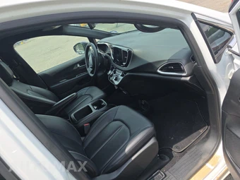 2025 Chrysler Pacifica Select 121.6" WB – miniatura 8
