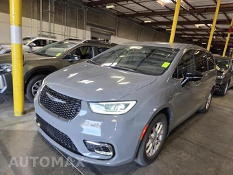 2025 Chrysler Pacifica Select 121.6" WB