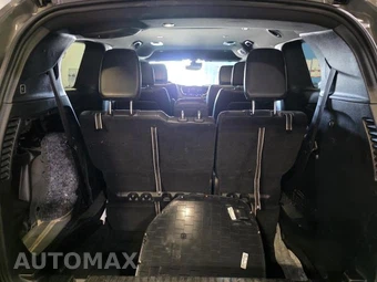 2025 Chrysler Pacifica Select 121.6" WB - miniatura 13
