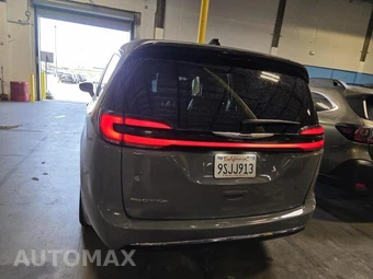 2025 Chrysler Pacifica Select 121.6" WB - miniatura 8