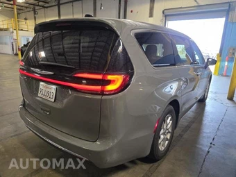 2025 Chrysler Pacifica Select 121.6" WB - miniatura 9