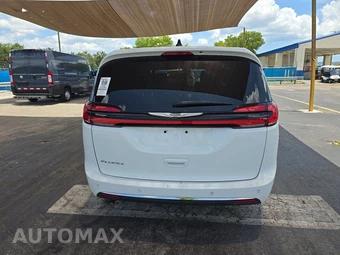 2025 Chrysler Pacifica Select 121.6" WB - miniatura 5