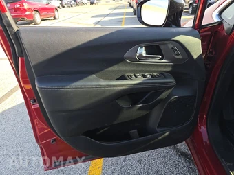 2025 Chrysler Pacifica Select 121.6" WB - miniatura 9