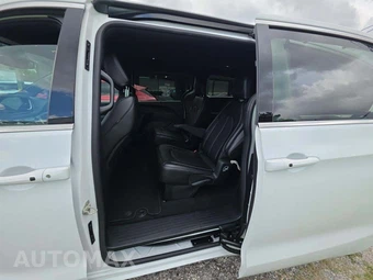 2025 Chrysler Pacifica Select 121.6" WB - miniatura 13