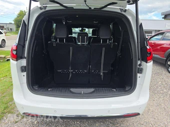 2025 Chrysler Pacifica Select 121.6" WB - miniatura 15