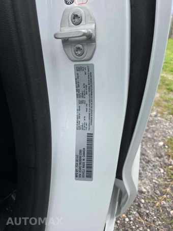 2025 Chrysler Pacifica Select 121.6" WB - miniatura 5