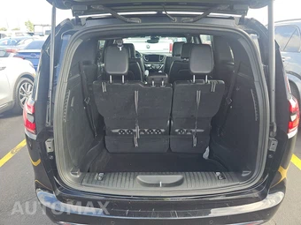 2025 Chrysler Pacifica Select 121.6" WB - miniatura 17