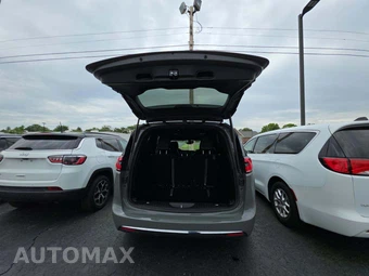 2025 Chrysler Pacifica Select 121.6" WB - miniatura 15