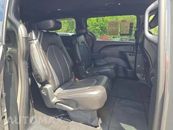 2025 Chrysler Pacifica Select 121.6" WB - miniatura 17