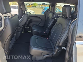 2025 Chrysler Pacifica Select 121.6" WB – miniatura 13