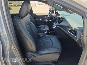 2025 Chrysler Pacifica Select 121.6" WB – miniatura 8