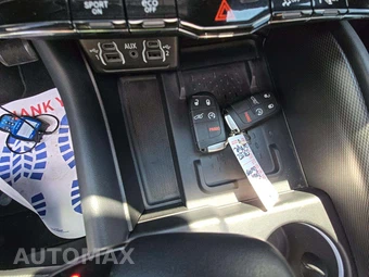2025 Dodge Durango R/T – miniatura 8