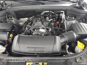 2025 Dodge Durango R/T – miniatura 16