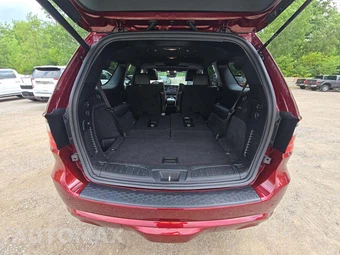 2025 Dodge Durango R/T – miniatura 12