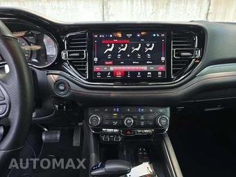2025 Dodge Durango R/T – miniatura 10
