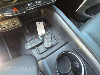 2025 Dodge Durango R/T – miniatura 8