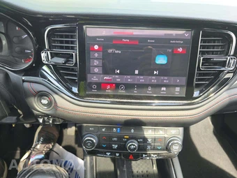 2025 Dodge Durango R/T – miniatura 10