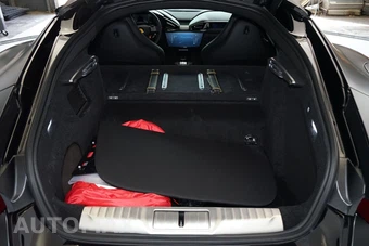 2025 Ferrari 12Cilindri Coupe - miniatura 40